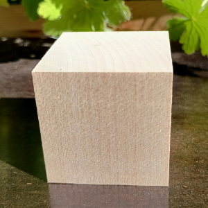 Buche-Holzwürfel 40x40x40mm Buche-Holzwürfel 40x40x40mm